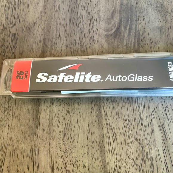 Safelite AutoGlass 26in Windshield Wiper Blade - Picture 1 of 6